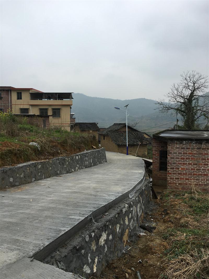 村道路硬地工程建设