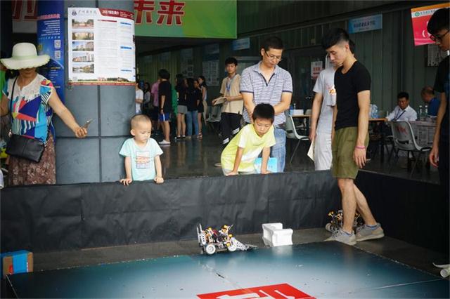 640学生创新创业成果展示