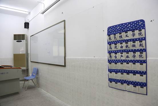 说明: C:\Users\Administrator\Desktop\IMG_5719.JPG