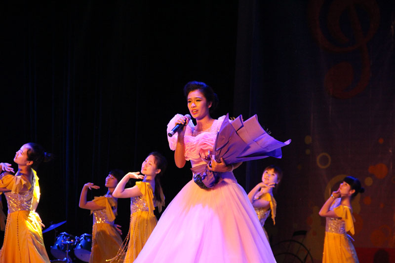 独唱《老师我总是想起您》-800