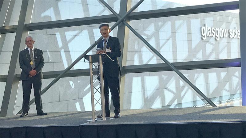 李耘教授在会议上发言