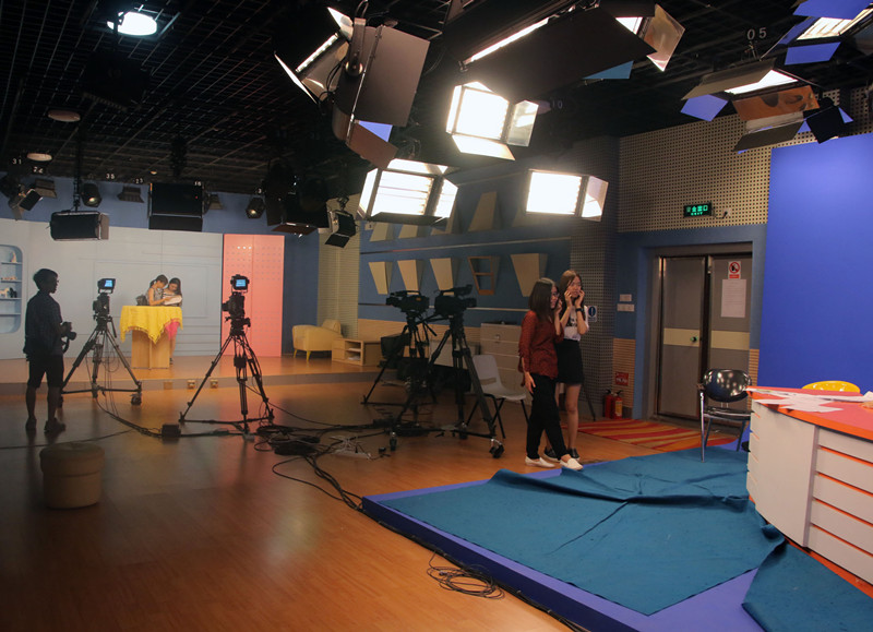 201342310142湖里开放日孙慕仪摄 (2)_副本