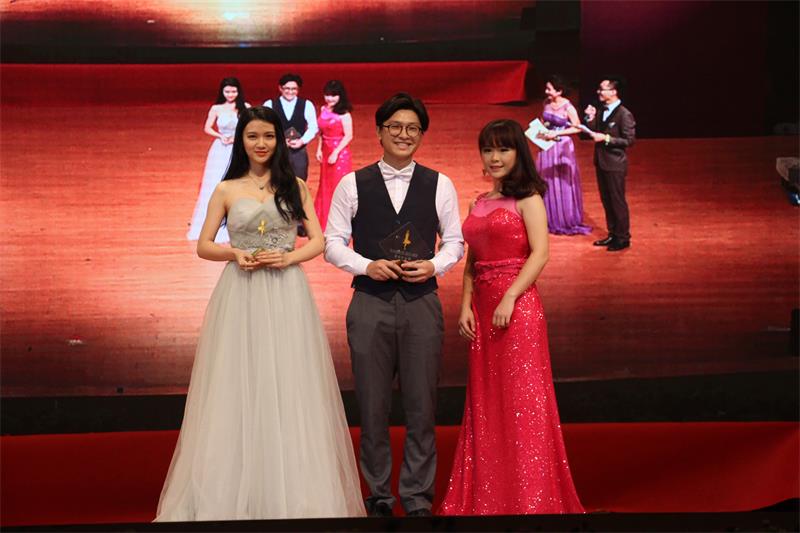 粤光新男神女神